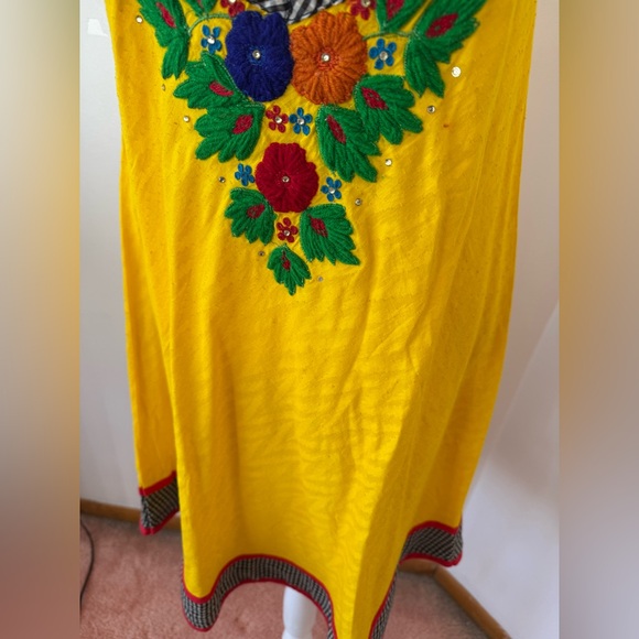 Vibrant Yellow Kurti with Hand Embroidered Floral Design - Picture 8 of 9